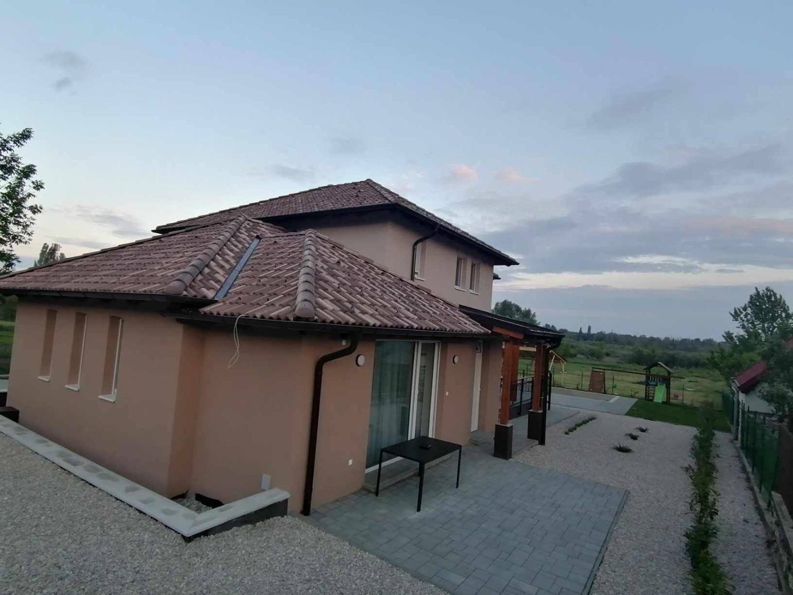 Villa Leona เจเนชดิแอช ภายนอก รูปภาพ